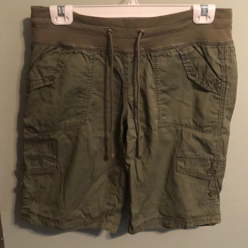 UNIONBAY - Women’s green cargo shorts